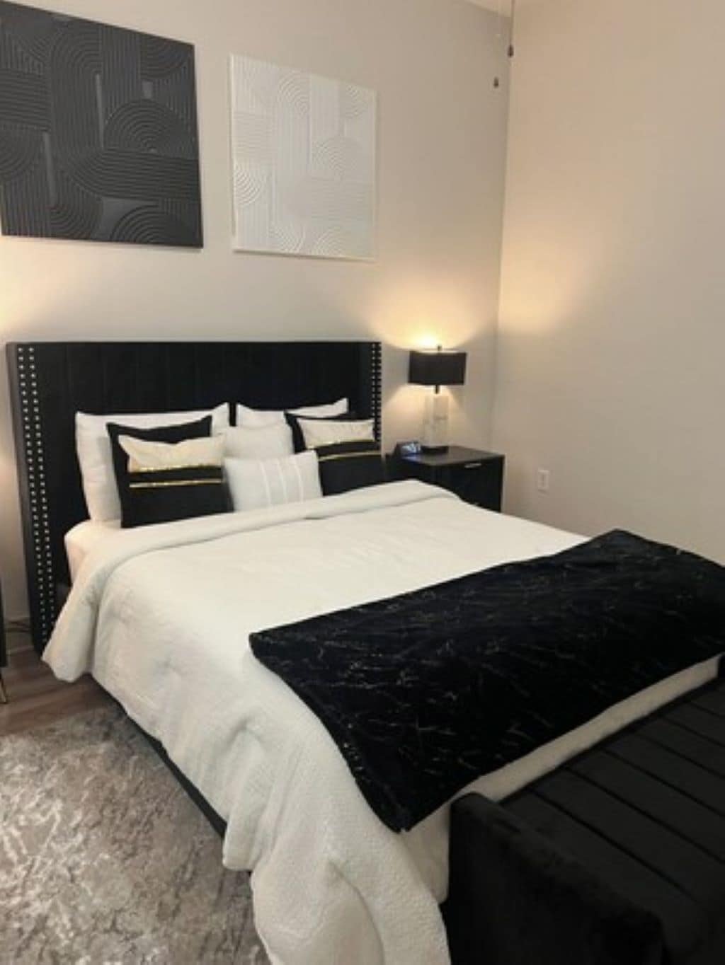 1 soverom, strykejern/-brett, reiseseng for barn og wi-fi