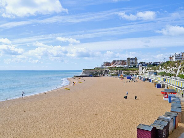 Fishing - 1 bedroom accommodation in Broadstairs (Broadstairs)