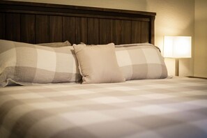 2 dormitoris, escriptori, un bressol de viatge i wifi gratuïta