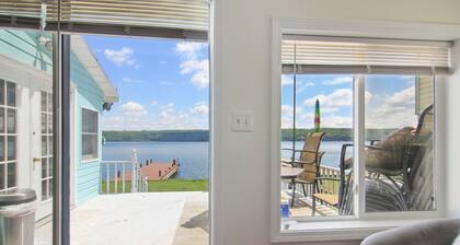 The 65th Step - Lakefront Cottage + Private Dock