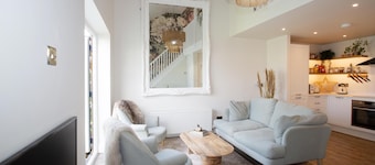 Cozy Wetherby Retreat