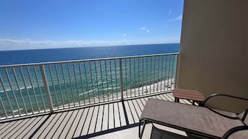 Condo, Multiple Beds, Hot Tub (Crystal Shores West 707) | Property grounds