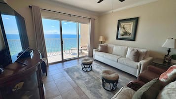 Condo, Multiple Beds, Hot Tub (Crystal Shores West 707) | Living area