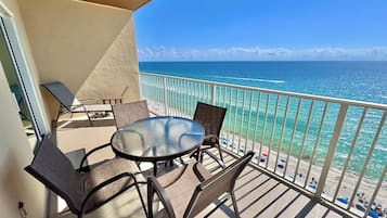Condo, Multiple Beds, Hot Tub (Crystal Shores West 707) | Property grounds