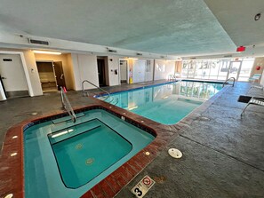 Indoor pool - Regency Isle 703 (Orange Beach)