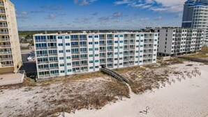 Unclassified image, 3 of 32, button - Island Shores (Gulf Shores)
