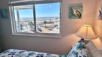 House, Multiple Beds, Balcony, Ocean View (Gulf Shores Plantation 1304) | 2 bedrooms, individually decorated, individually furnished, bed sheets