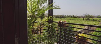 2 Bedrooms with Pvt Terrace

