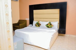 Deluxe Room, Balcony, City View | Desk, laptop workspace, free WiFi - SummerTym Hotel & Suites  (Lekki)