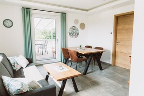 TV, table football, ping pong