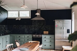 Fridge, microwave, oven, coffee/tea maker