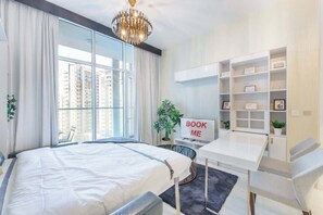 Iron/ironing board, WiFi