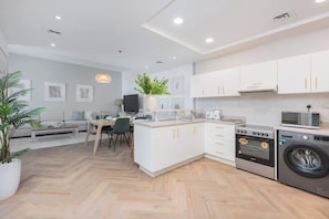 High chair - StayShort - Cozy 1-Bedroom Apartment for 4 in Dubai Marina! (Marina/JBR)