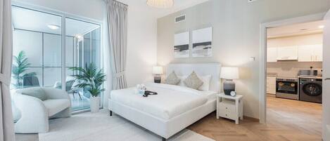 1 bedroom, desk, iron/ironing board, WiFi