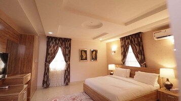 Deluxe Room, Balcony, City View | Desk, laptop workspace, free WiFi