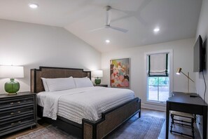 2 makuuhuonetta, silitysrauta/-lauta, internet, vuodevaatteet