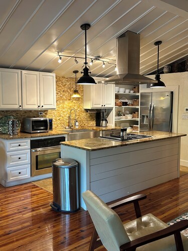 The Cottage at the Oasis near the Santa Fe River