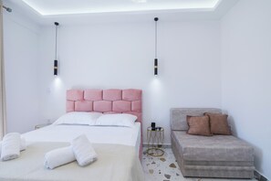Deluxe Apartment, Beach View | 1 bedroom, free WiFi - Anais Luxury Living Grey&Pink  (Corfu)