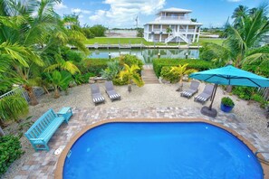 Pool - P88 -  New on the rental market! 3 bedroom, 2 bath with private pool and 50 feet of dockage (Marathon)