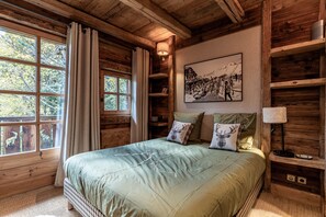 4 Schlafzimmer, Schreibtisch, Bügeleisen/Bügelbrett, kostenloses WLAN