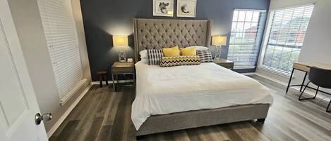 1 habitación, tabla de planchar con plancha, wifi y ropa de cama
