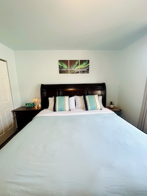 4 chambres, coffres-forts dans les chambres, fer et planche Ă repasser