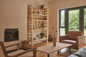 Yarn - Romy Luxury King Size Suite | Living area