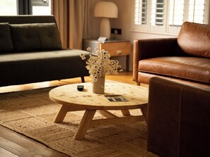 Yarn - Romy Luxury King Size Suite | Living area - Yarn (Ballycastle)