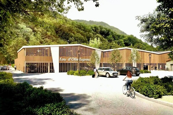 Exterior - Spacious Mountain Gîte Vermarine ideal for families, Cycle and Ski sleeps to 10 (Allemond)