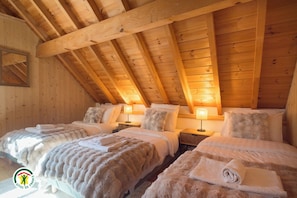 4 bedrooms, iron/ironing board, travel crib, free WiFi
