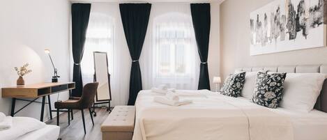 2 bedrooms, iron/ironing board, travel cot, free WiFi