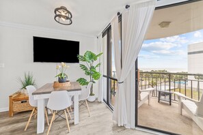 Interior - Steps to the Beach, Ocean Views, King Bed, Pool (Myrtle Beach)