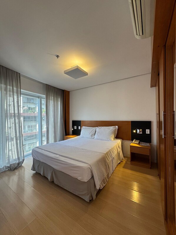 Appartement | 1 chambre, coffres-forts dans les chambres, fer et planche à repasser