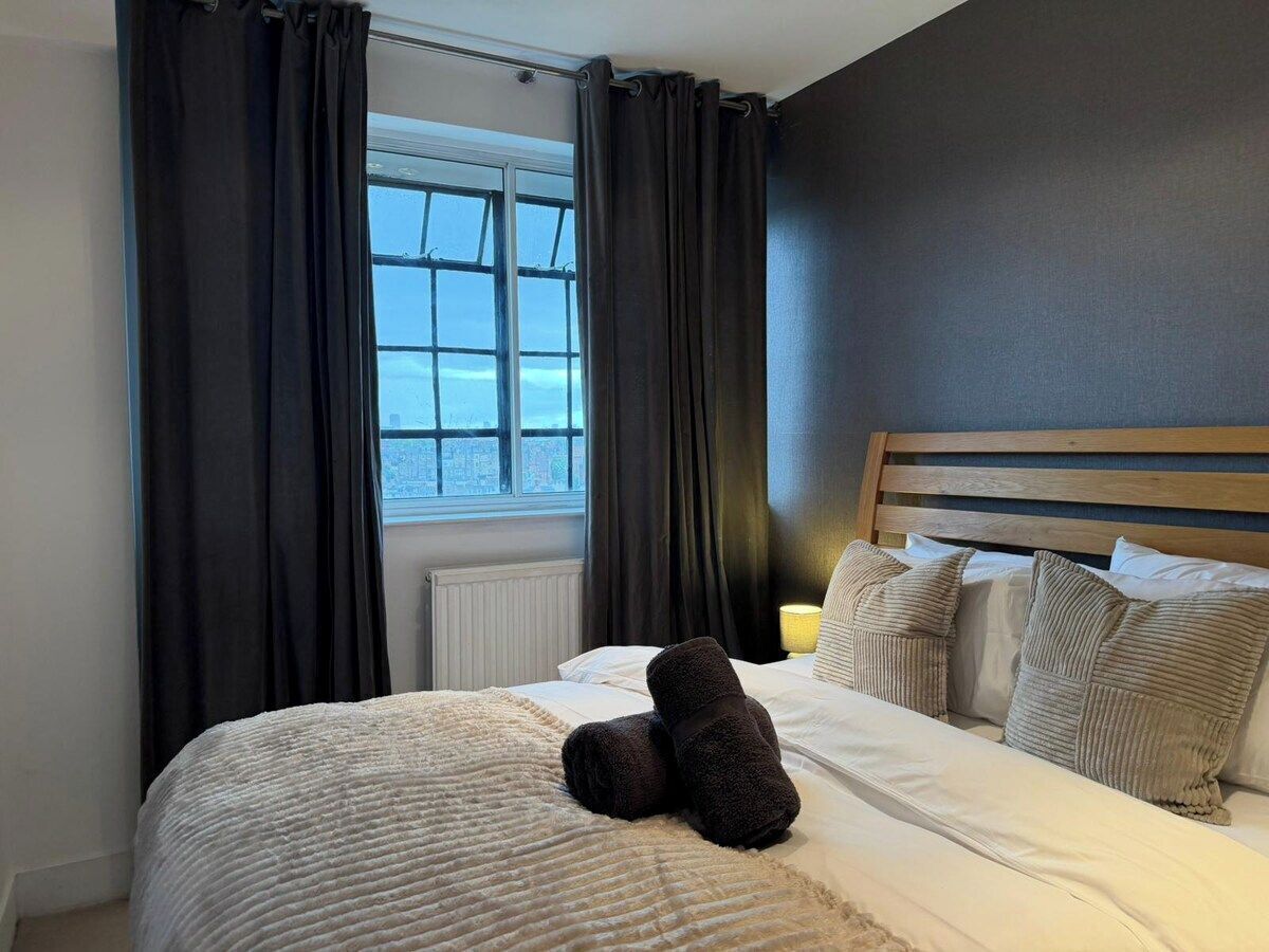 2 slaapkamers, een strijkplank/strijkijzer, gratis wifi, beddengoed