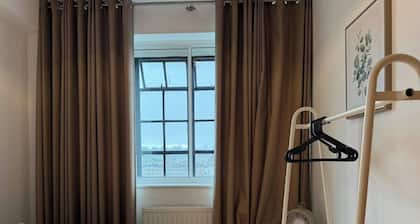 Luxury 2 bed | Chelsea | Skyline