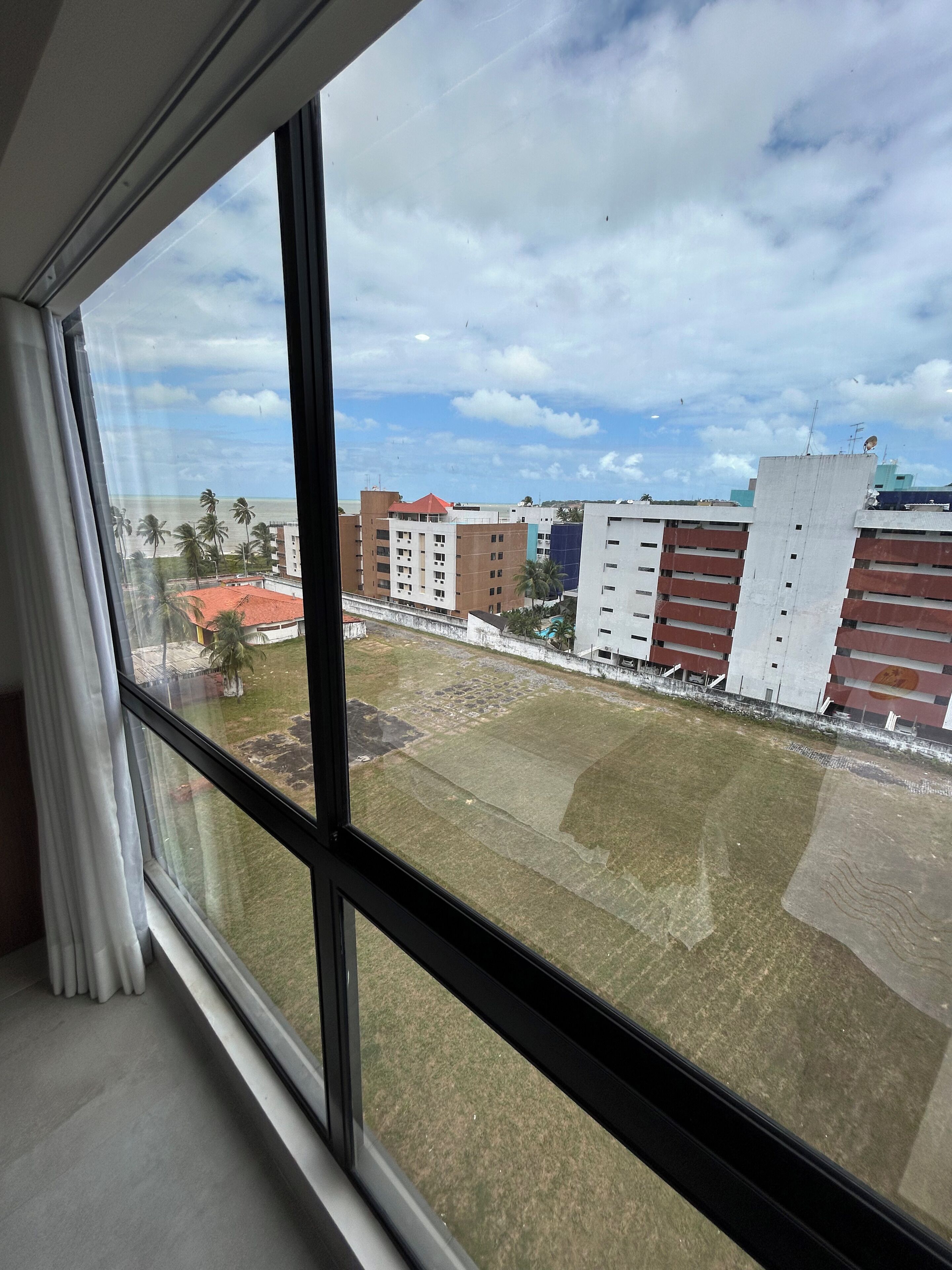 Apartamento | Cortinas blackout, ferros/tábuas de passar roupa, Wi-Fi de cortesia