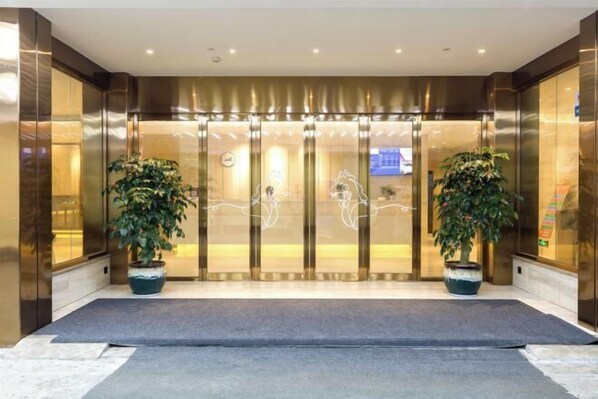 Exterior - HanTing Premium Hotel (Xiamen Botanical Garden Bailuzhou Road) (Xiamen)