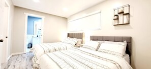 3 bedrooms, iron/ironing board, WiFi, bed sheets