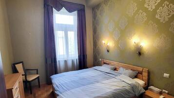 2 bedrooms, WiFi, bed sheets