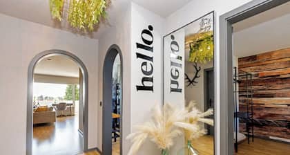 Modern apartment with balcony & 2 parking spaces