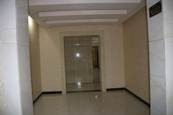 Unclassified image, 1 of 13, button - Zhongjiang Fengshang Hotel (Zhongjiang)
