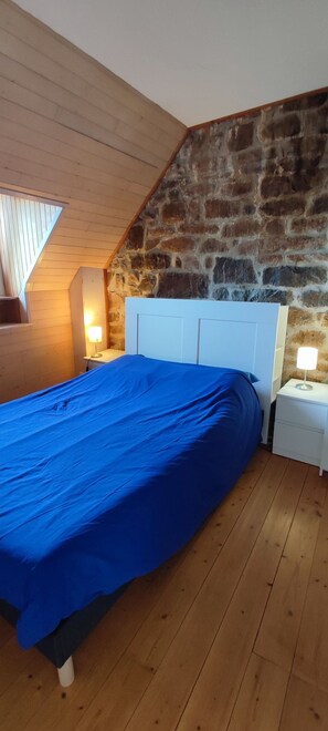 2 chambres, fer et planche à repasser, Wi-Fi gratuit