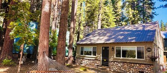 3-Bedrm Tahoe Retreat, Steps to the Lake, Private Pier, Minutes to Ski Resorts