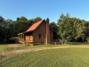 Exterior - Cozy 2-bedroom Cabin in Gamaliel (Gamaliel)