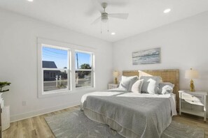 4 habitaciones, escritorio, tabla de planchar con plancha y wifi 