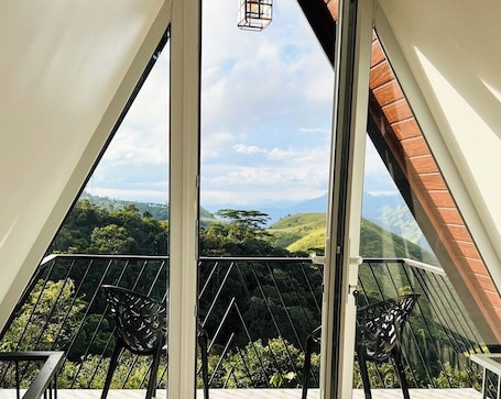 Cabin, Balcony, Mountain View | Terrace/patio. TRIP MOUNT