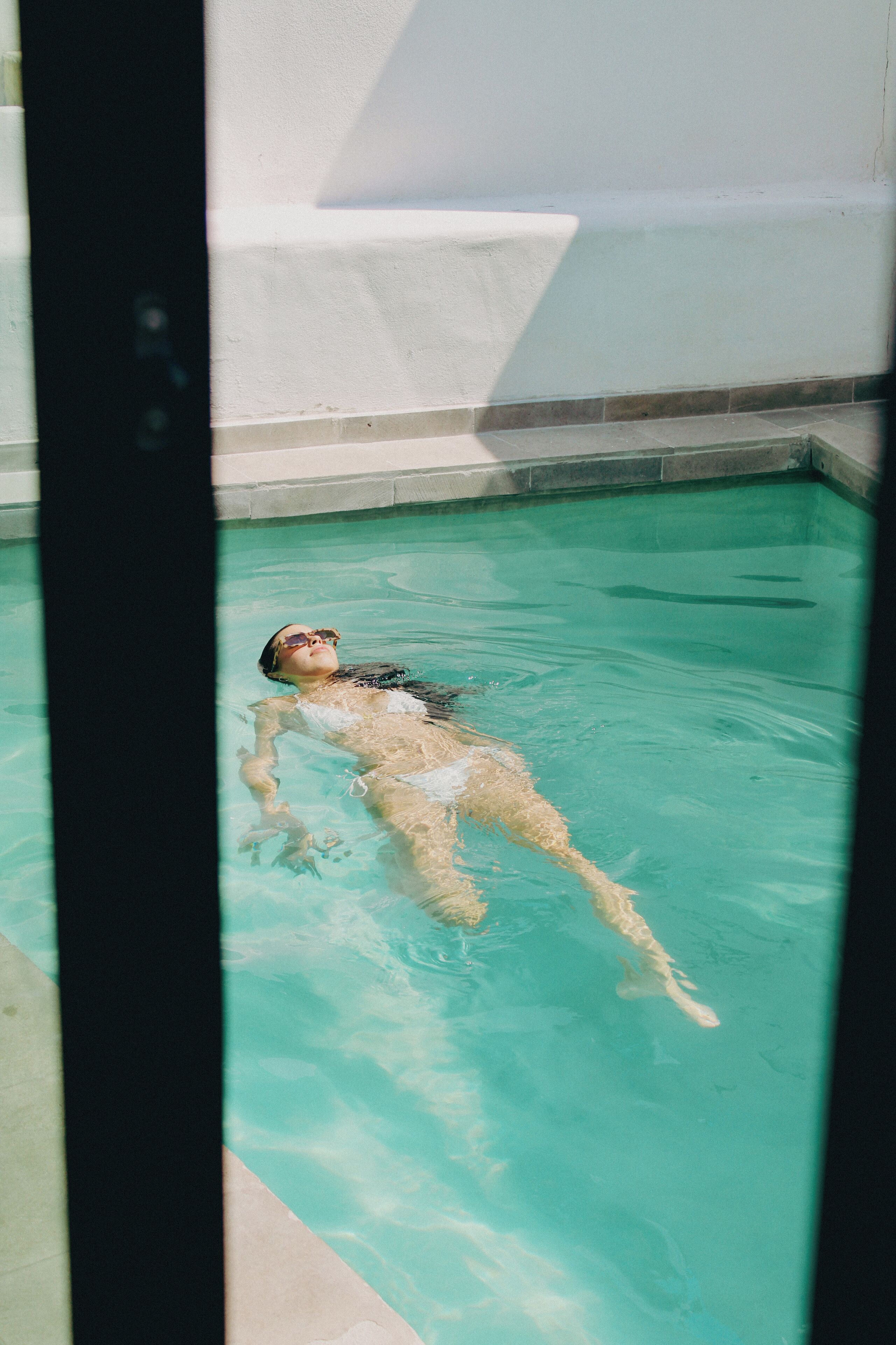 Familienapartment, Poolblick | Wohnbereich