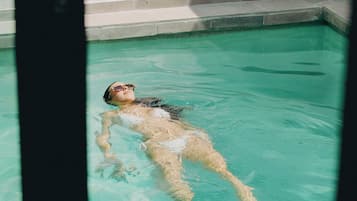 Family Apartment, Pool View | Living area