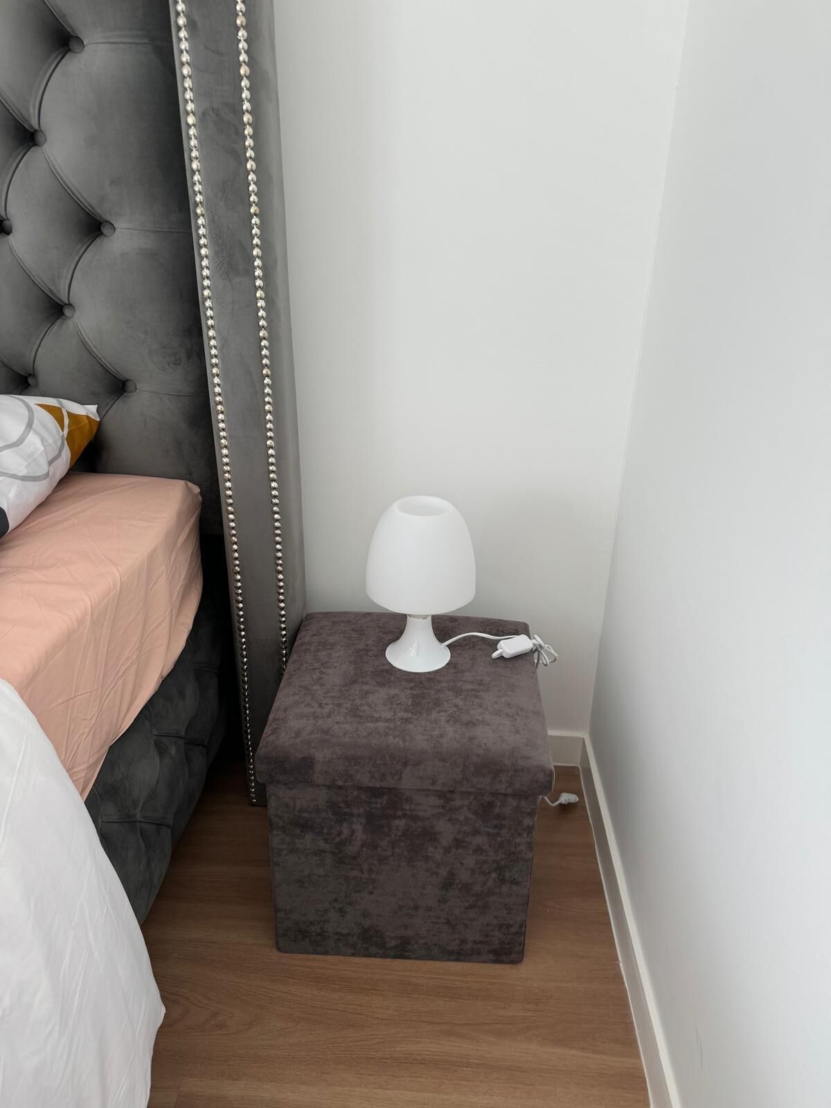 2 slaapkamers, een strijkplank/strijkijzer, wifi, beddengoed