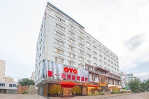 Exterior - The First Time Hotel (Yueqing)
